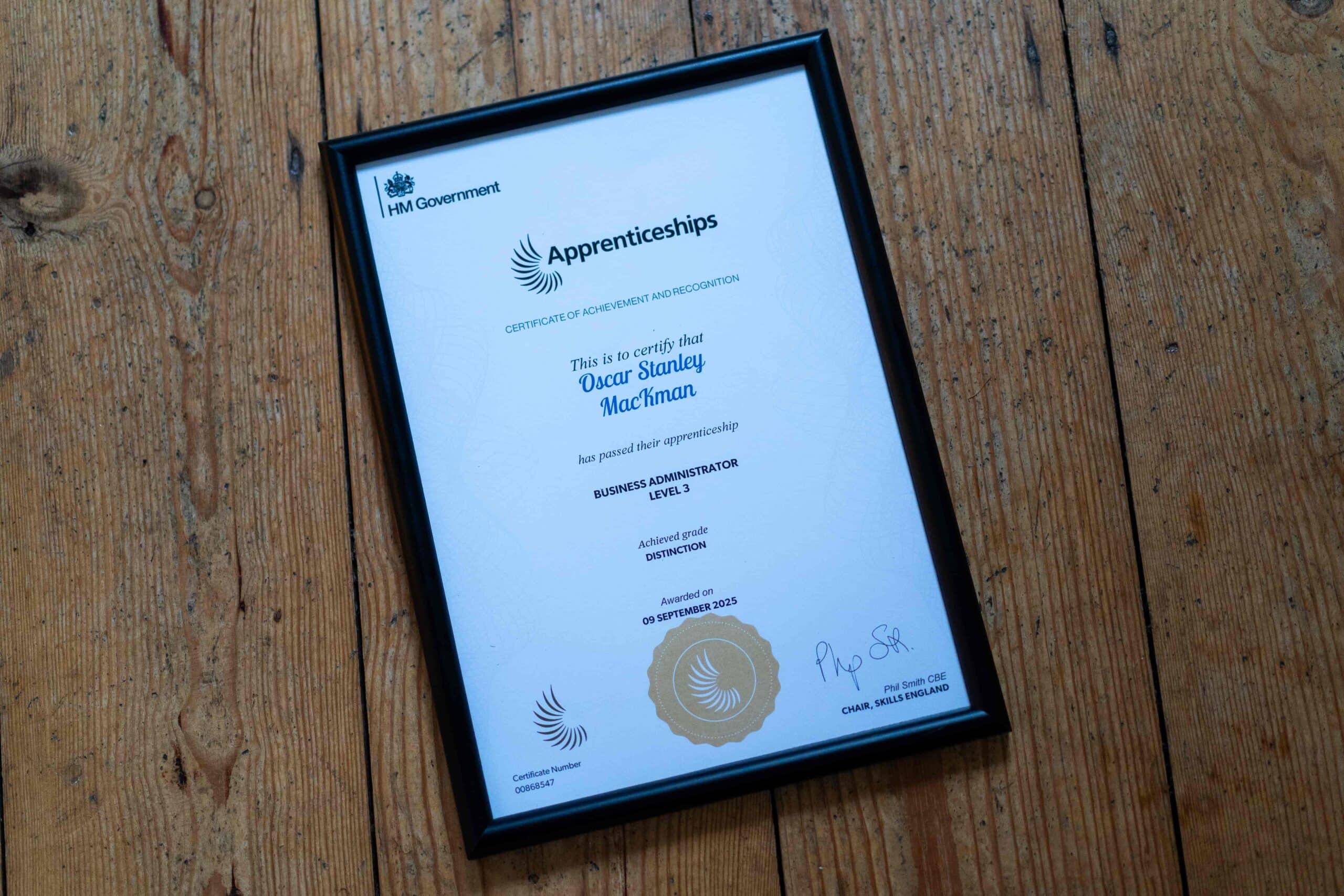 Oscar Mackman Business Administration Apprenticeship Certificate